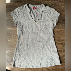 Guess Light Gray Vintage Women’s Short Sleeve